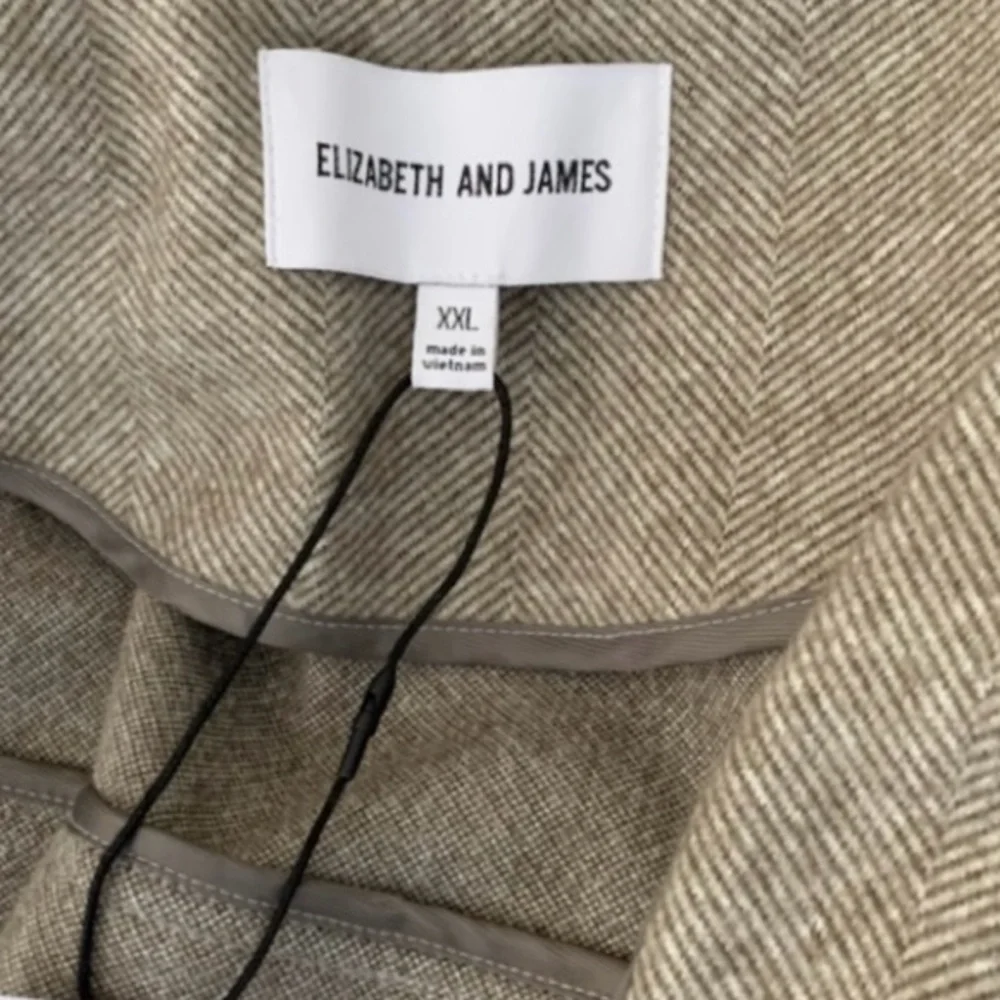 ELIZABETH AND JAMES HERRINGBONE COAT   NEW - Picture 9 of 10